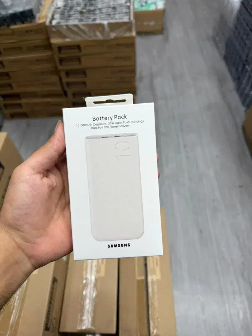 فروش تک و عمده پاور بانک ده هزار سامسونگ|لوازم جانبی موبایل و تبلت|تهران, فردوسی|دیوار