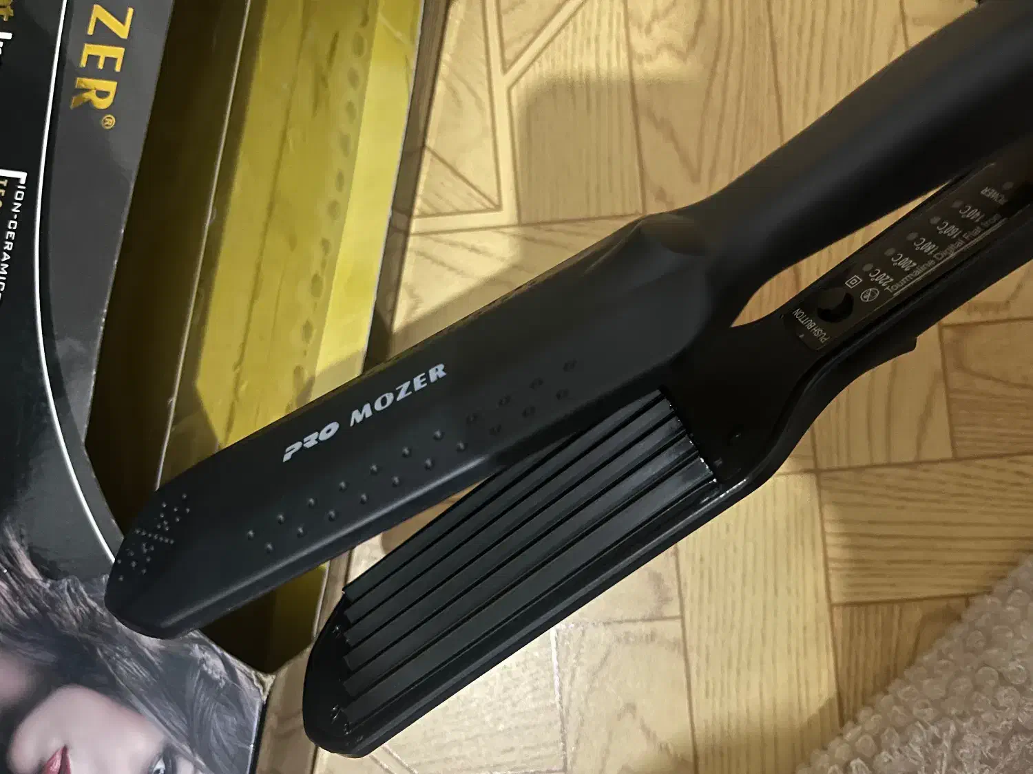 ویو مو پروموزر|آرایشی، بهداشتی، درمانی|رشت, فرزانه|دیوار