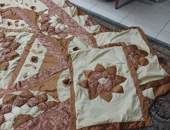 رو تختی کاملا سالم گرم پشم شیشه|سرویس روتختی|تربت‌حیدریه, شهرک ولیعصر|دیوار