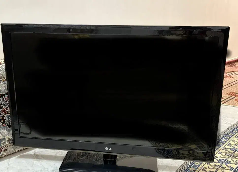 تلویزیون ۴۲ اینچ ال جی اصل|تلویزیون و پروژکتور|پیشوا, |دیوار