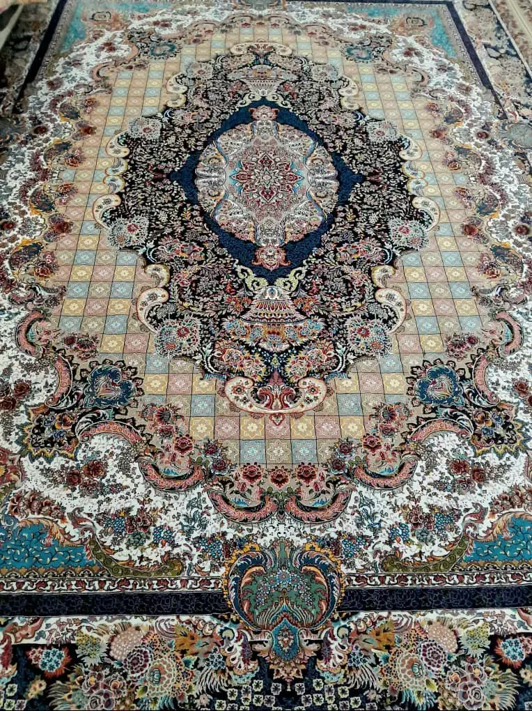 دو عدد فرش12 متری 700 شانه الماس کویر در حد نو|فرش|رامهرمز, |دیوار