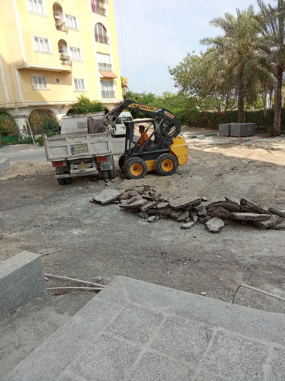 تخریب و بازسازی وحمل نخاله|خدمات پیشه و مهارت|کیش, |دیوار