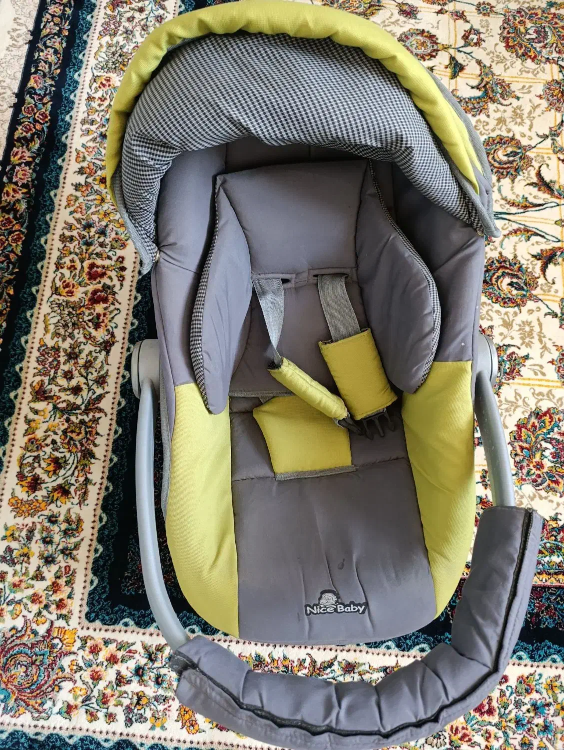 کریر تمیز و سالم|کالسکه و لوازم جانبی|ورامین, ورامین|دیوار