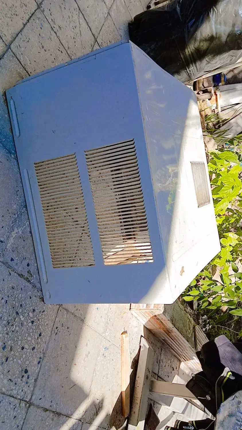 بیت مکیف سوپرا نظیف....اتاق کولر سوپرا تمیز|کولر گازی و فنکوئل|شادگان, |دیوار