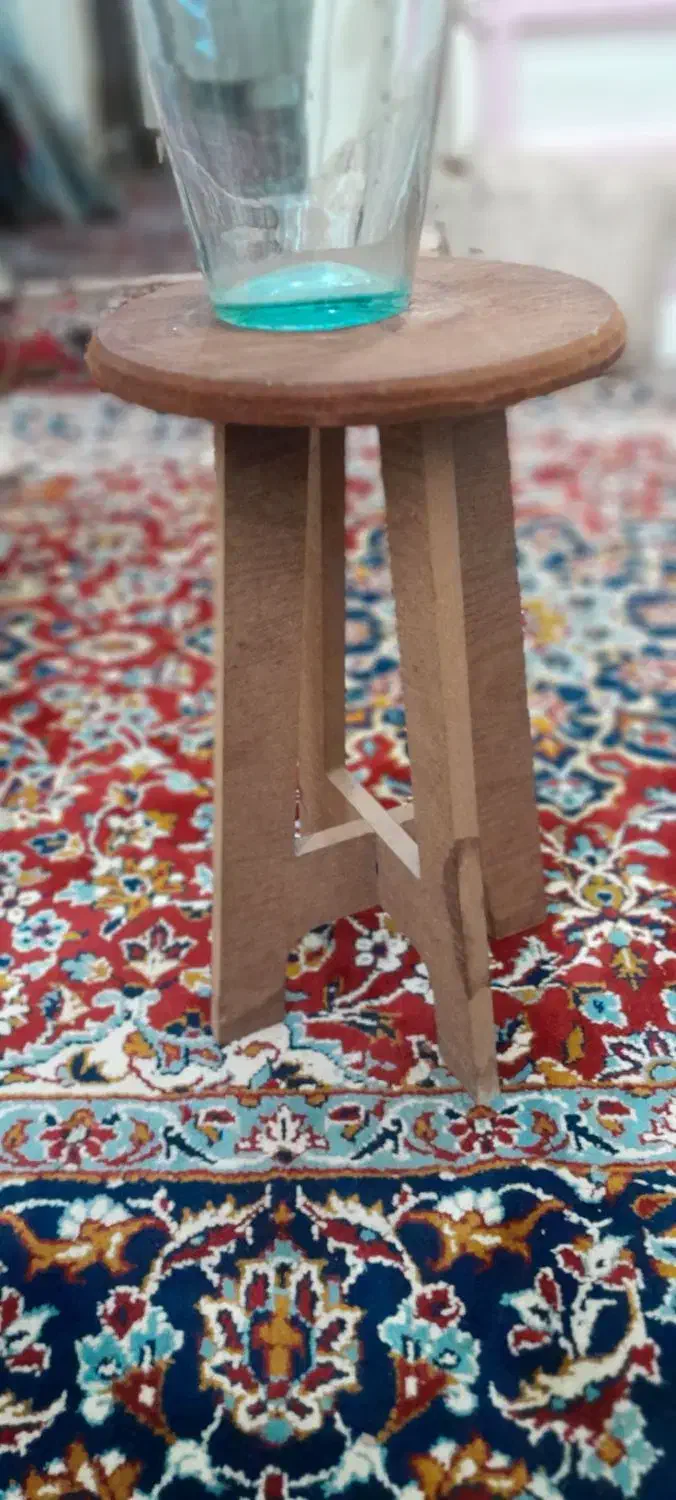 گلدان|صنایع دستی و سایر لوازم تزئینی|تهران, آهنگران (سراسیاب دولاب)|دیوار