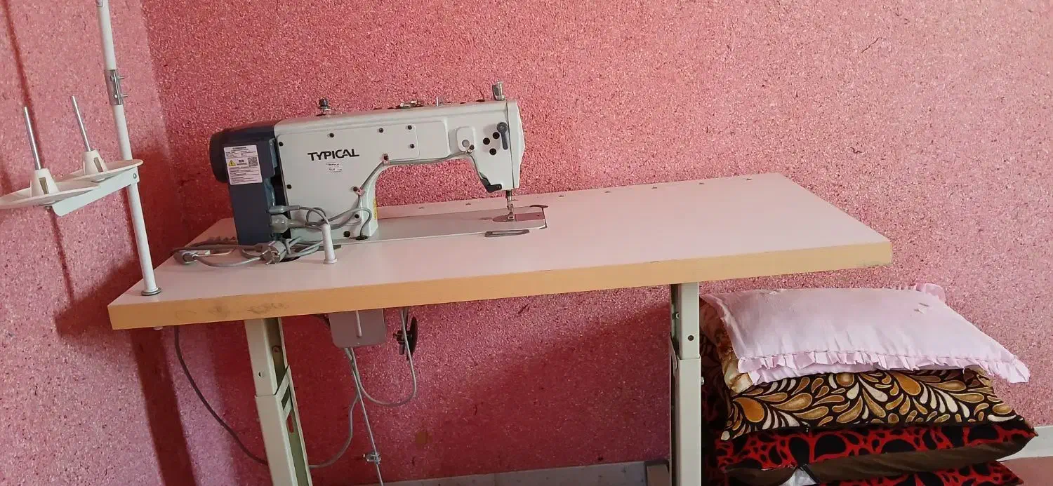 چرخ TYPICAL|چرخ خیاطی و ریسندگی|قلعه گنج, |دیوار