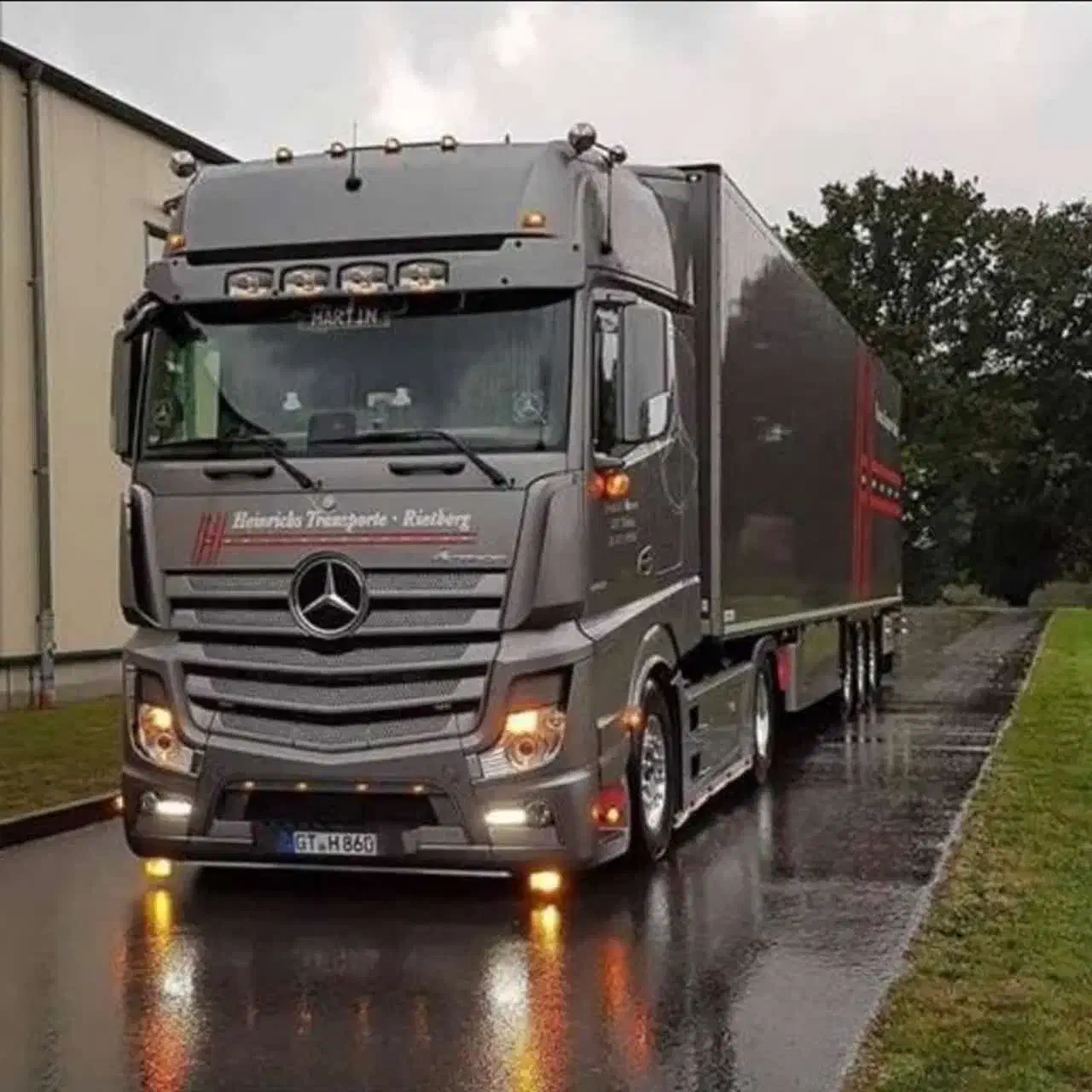 باربری اطلس اصفهان تضمین بار شمارا میکند|خدمات حمل و نقل|خمینی‌شهر, |دیوار