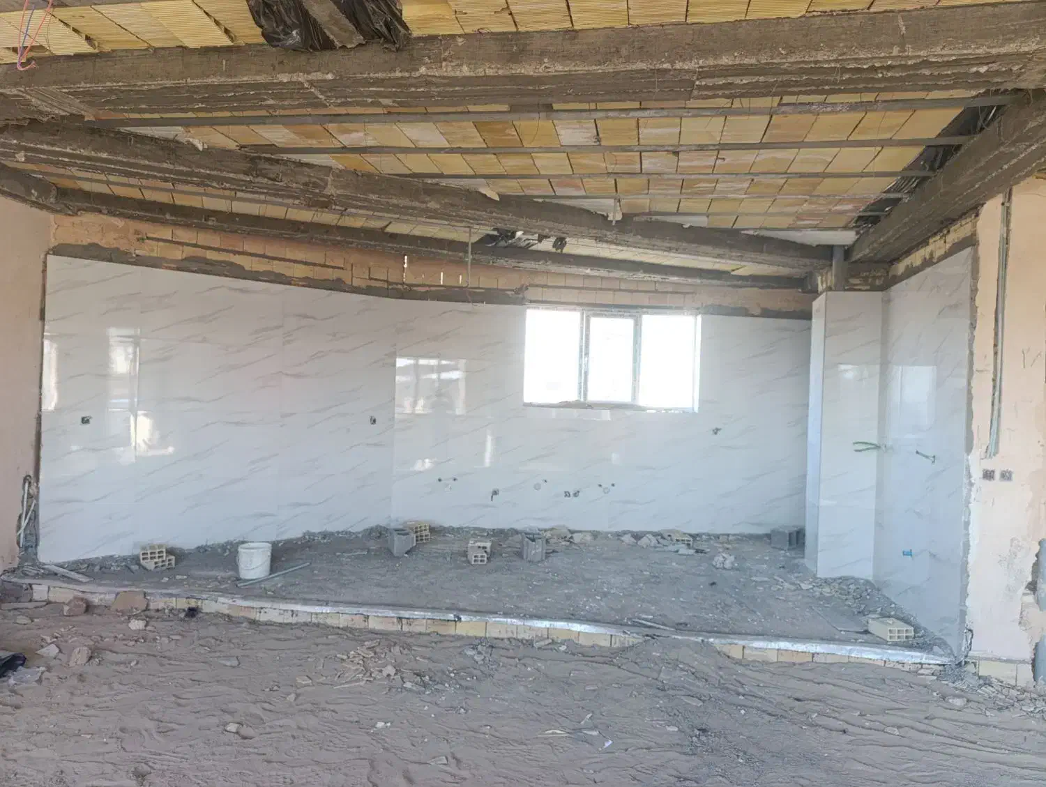 اجرای کاشی و سرامیک|خدمات پیشه و مهارت|مراغه, |دیوار