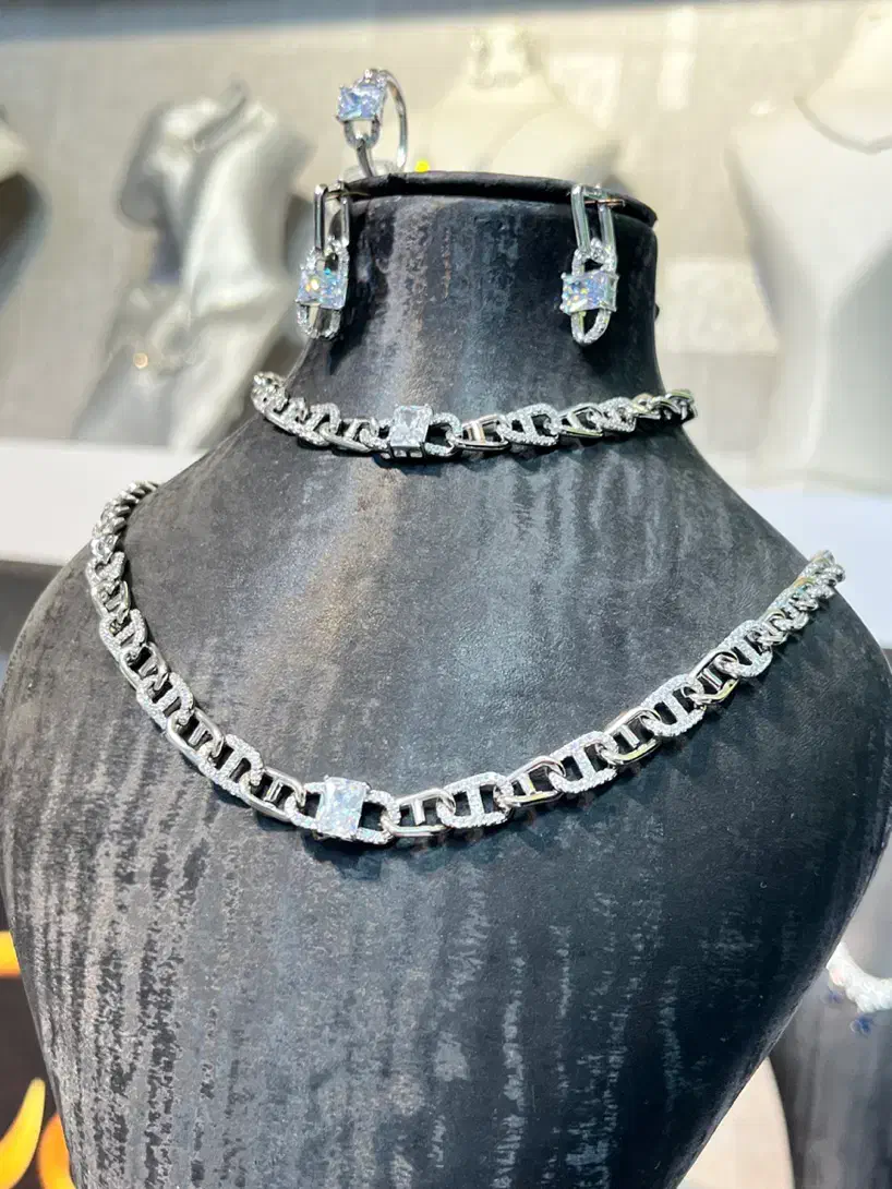 سرویس عروس / نقره / روز زن / روز مادر/ جواهر نقره|جواهرات|یزد, |دیوار