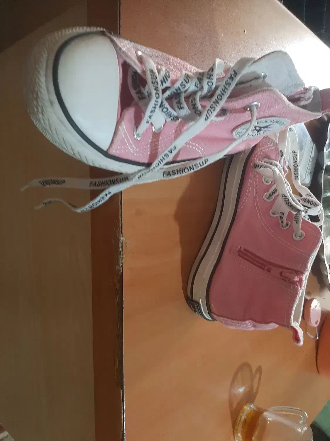 کفش دخترونه اورجینال حد آکبند سایز۳۳|کیف، کفش، کمربند|دامغان, |دیوار