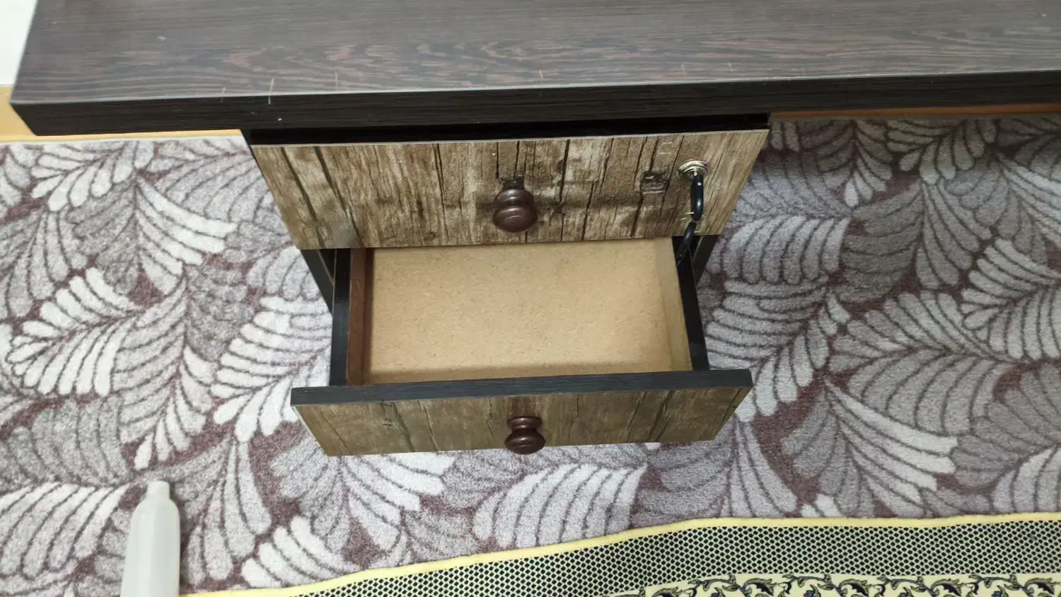 میز|میز تحریر و کامپیوتر|ایلام, |دیوار