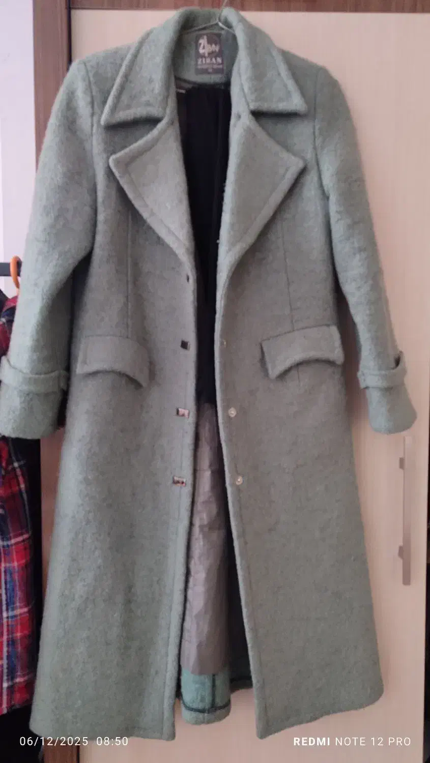 تعدادی لباس در حد نو|لباس|تربت جام, پاسداران|دیوار