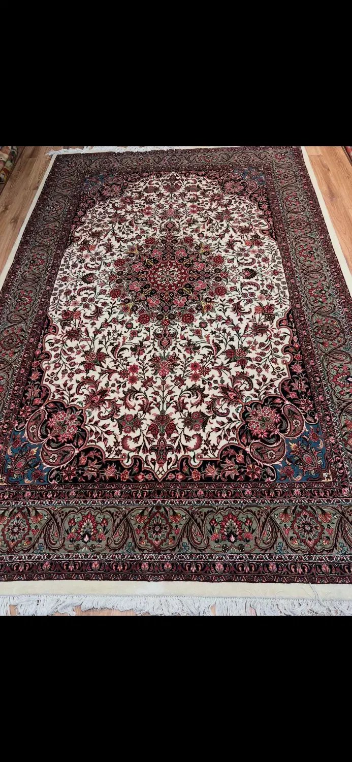 بافت شاهیندژ|فرش|تهران, حصار بوعلی|دیوار