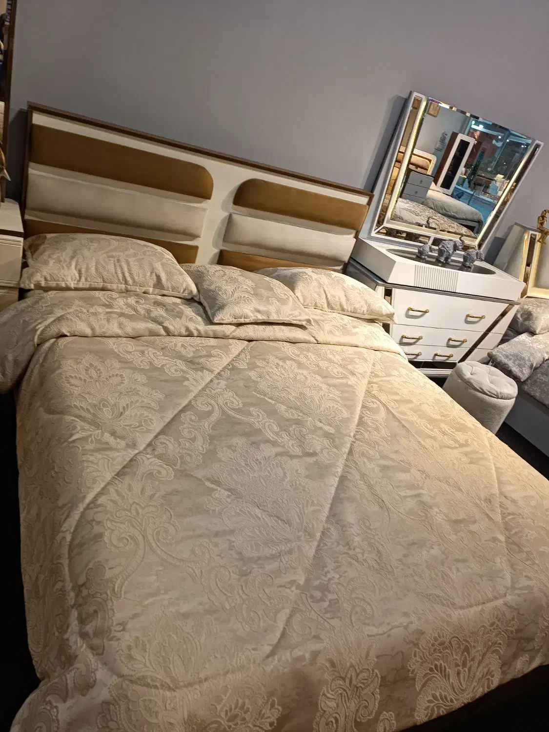 تخت خواب|تخت و سرویس خواب|قرچک, شهرک طلائیه|دیوار