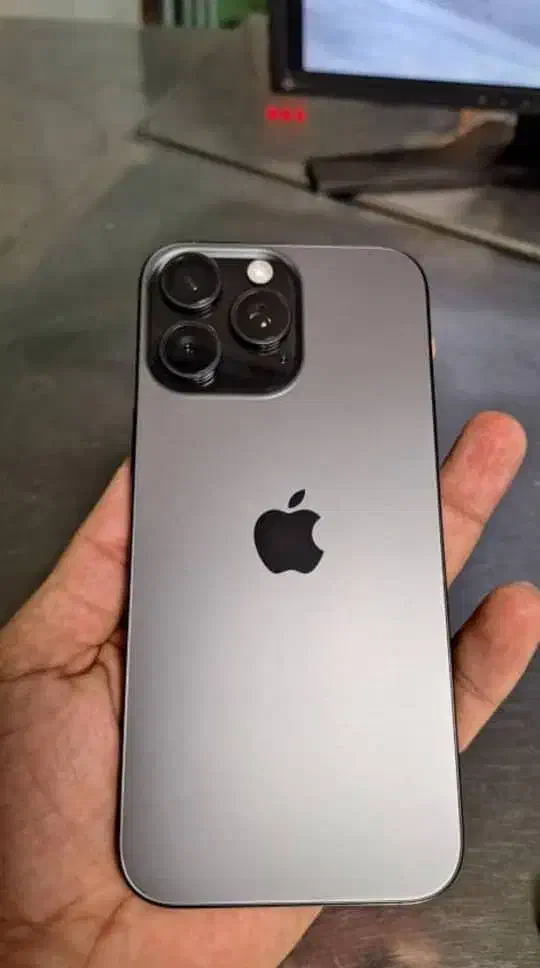 آیفون 16 پرومکس عین آک بدون یک نقطه|موبایل|لنجان, |دیوار