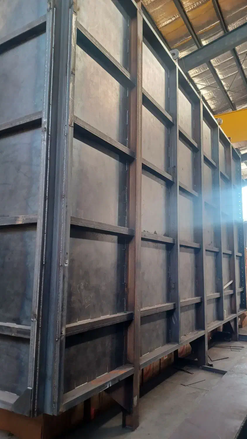 مونتاژ کار سازهای فلزی و وسط کار آشنا به آهنگری|استخدام صنعتی، فنی، مهندسی|رباطکریم, شهرک صنعتی پرند|دیوار