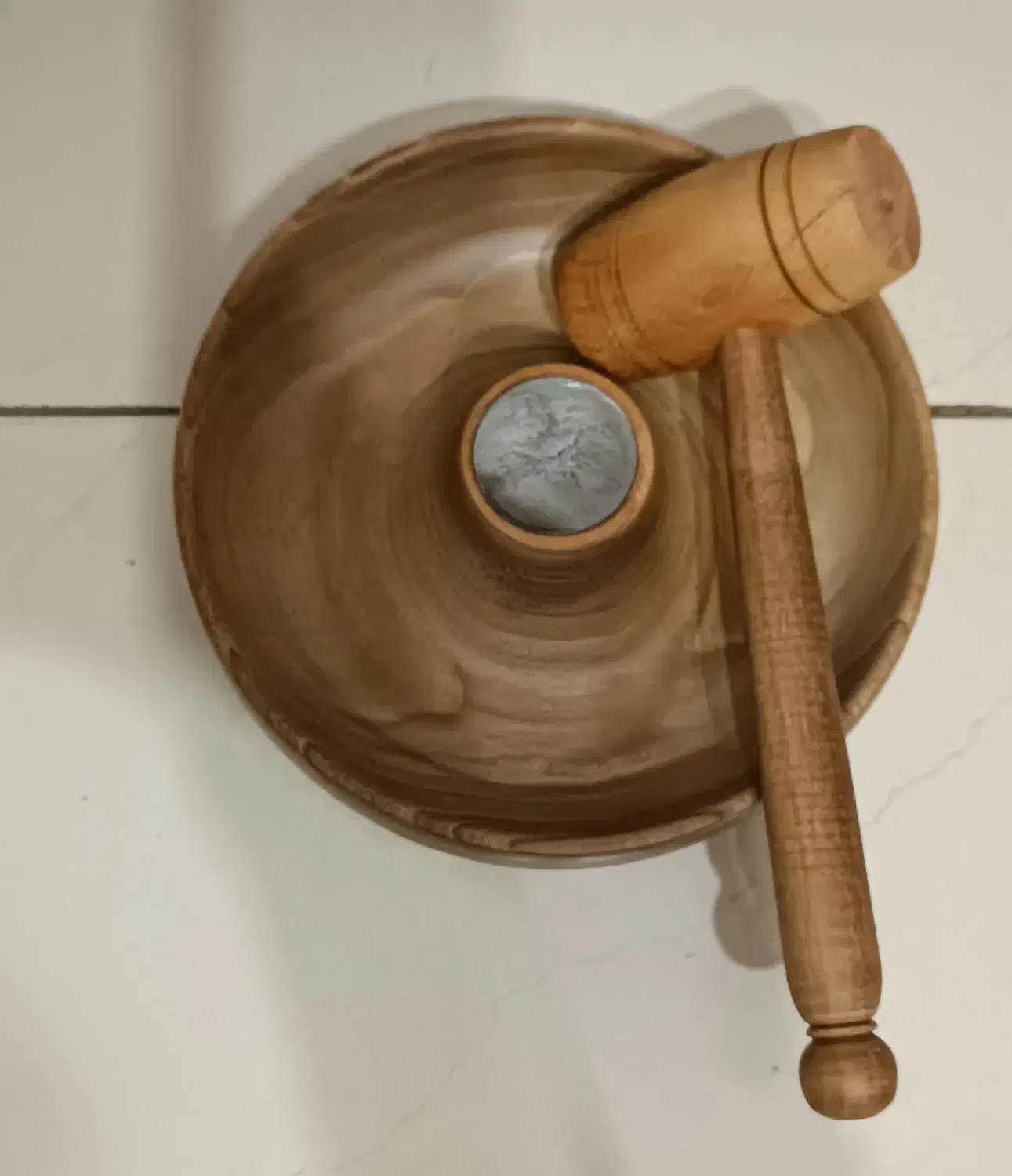 گردو شکن با چوب گردو|صنایع دستی و سایر لوازم تزئینی|فولادشهر, B2|دیوار