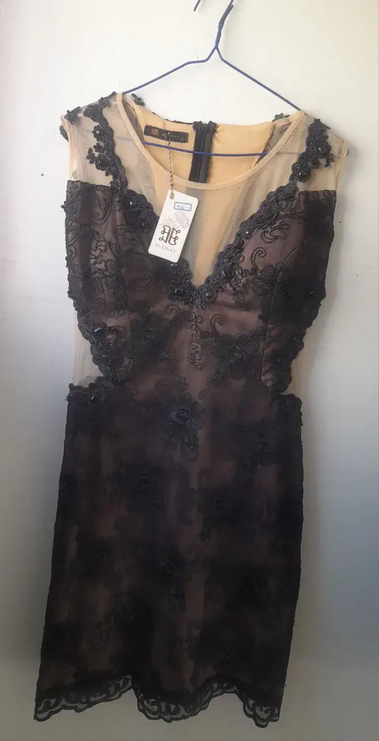 لباس مجلسی|لباس|دلیجان, |دیوار