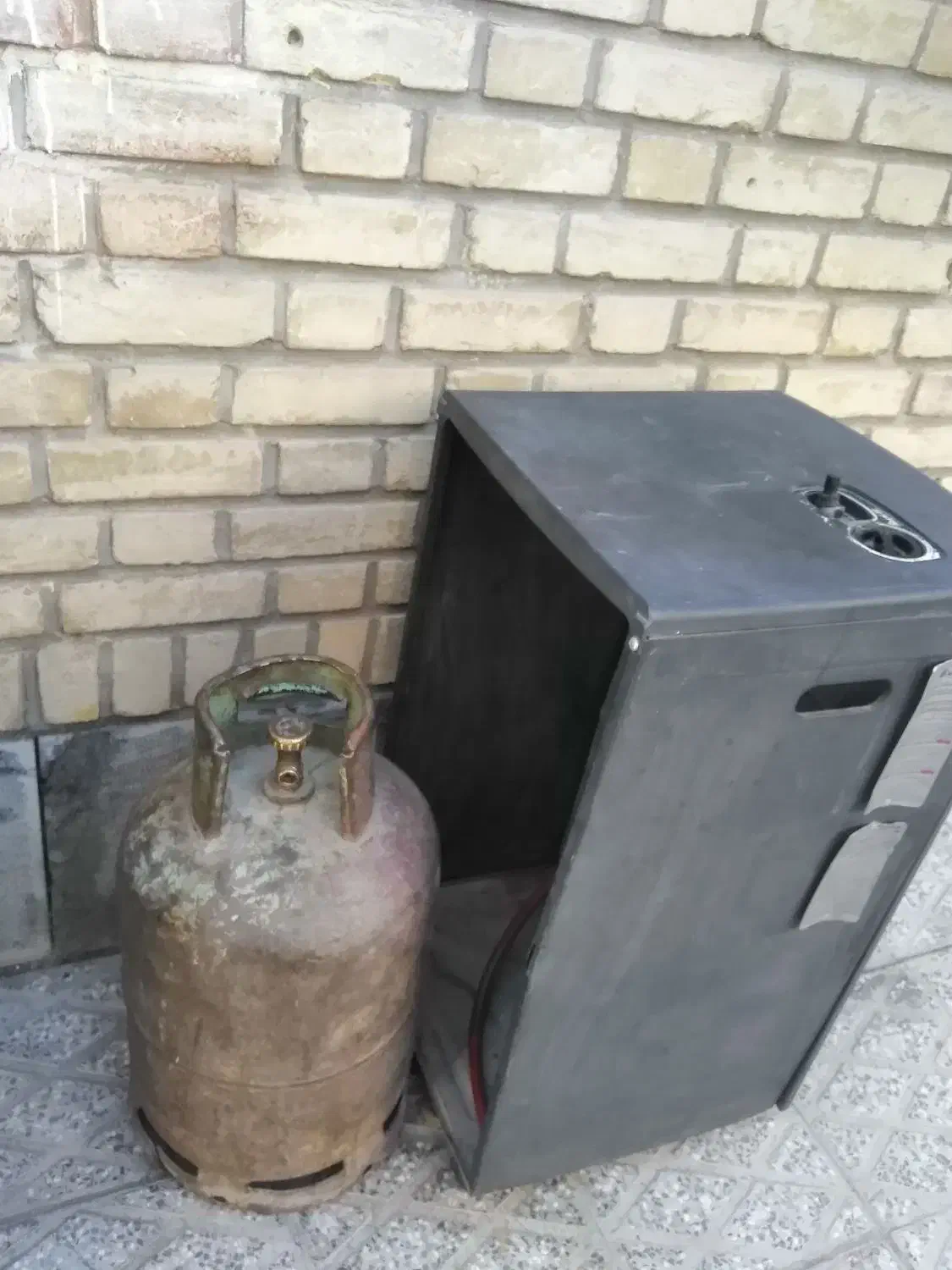 بخاری به همراه کپسول هم با گاز شهری  کار میکنه|بخاری، هیتر، شومینه|خمین, |دیوار