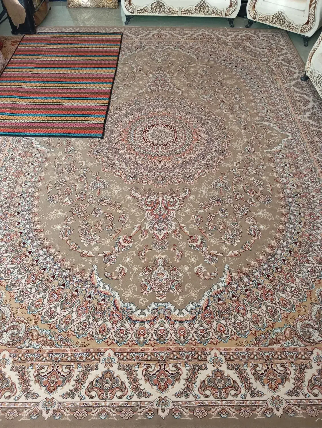 فرش|فرش|تربت‌حیدریه, پائین ولایت|دیوار