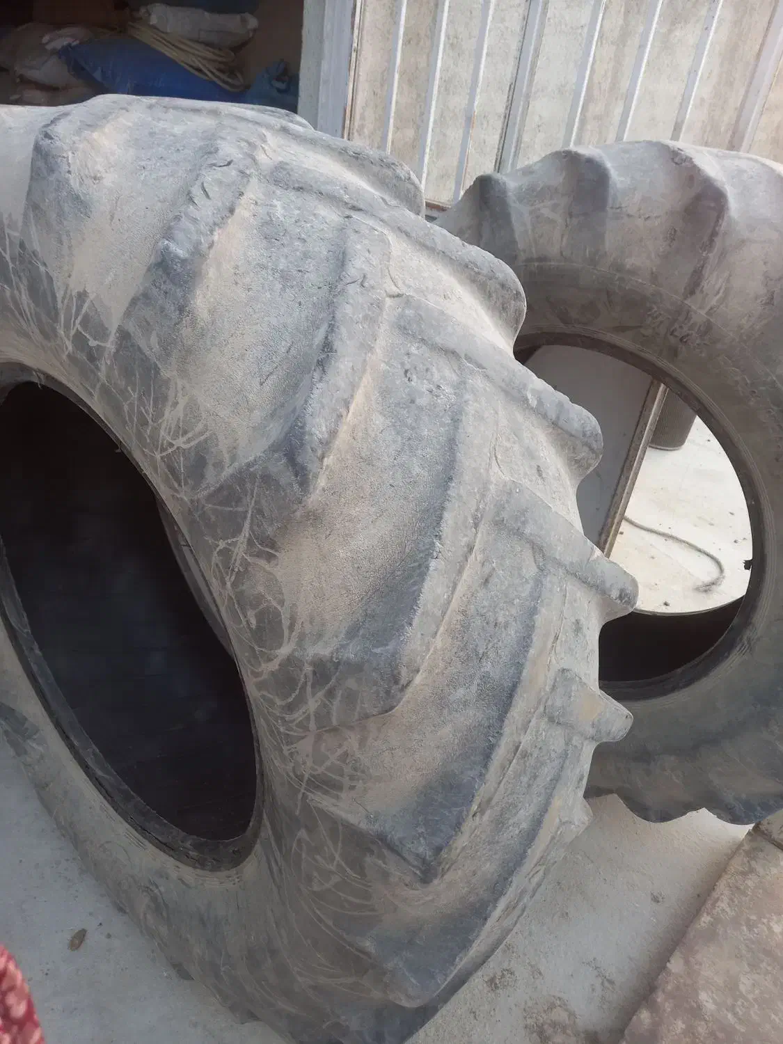 یک جفت لاستیک تراکتور|قطعات یدکی و لوازم جانبی|آق قلا, |دیوار