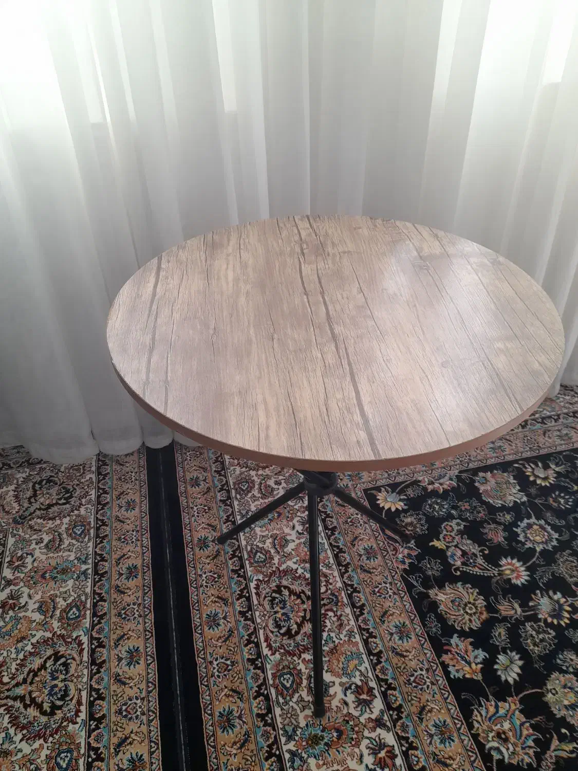 میز خاطره همراه ساتن ورویه اصلی|مبلمان خانگی و میز عسلی|کوهدشت, |دیوار