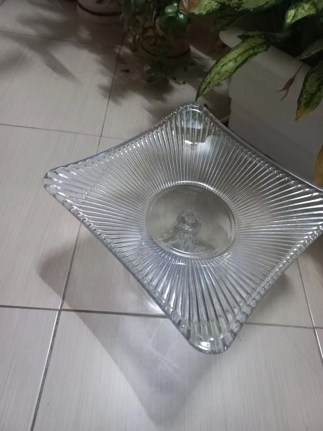 میوه خوری پایه دار|ظروف سرو و پذیرایی|کرمان, |دیوار