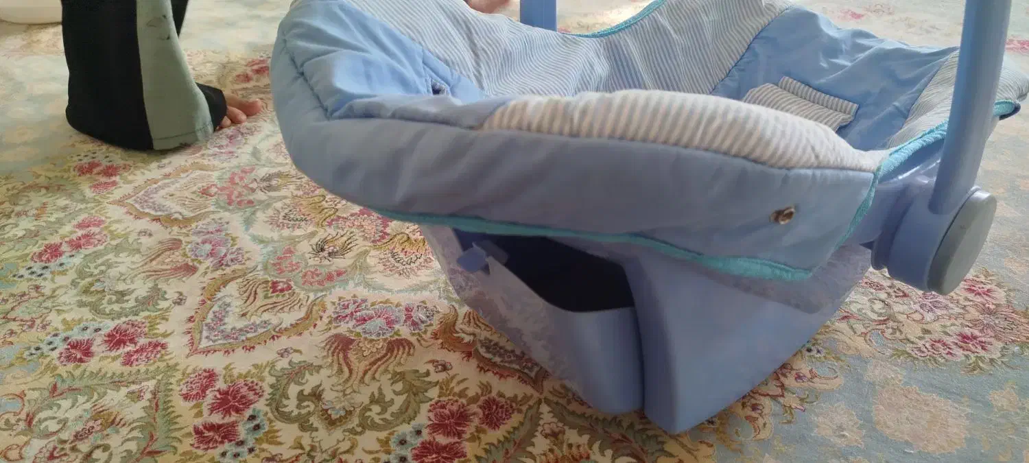 گهواره بچه|اسباب و اثاث بچه|بروجرد, |دیوار