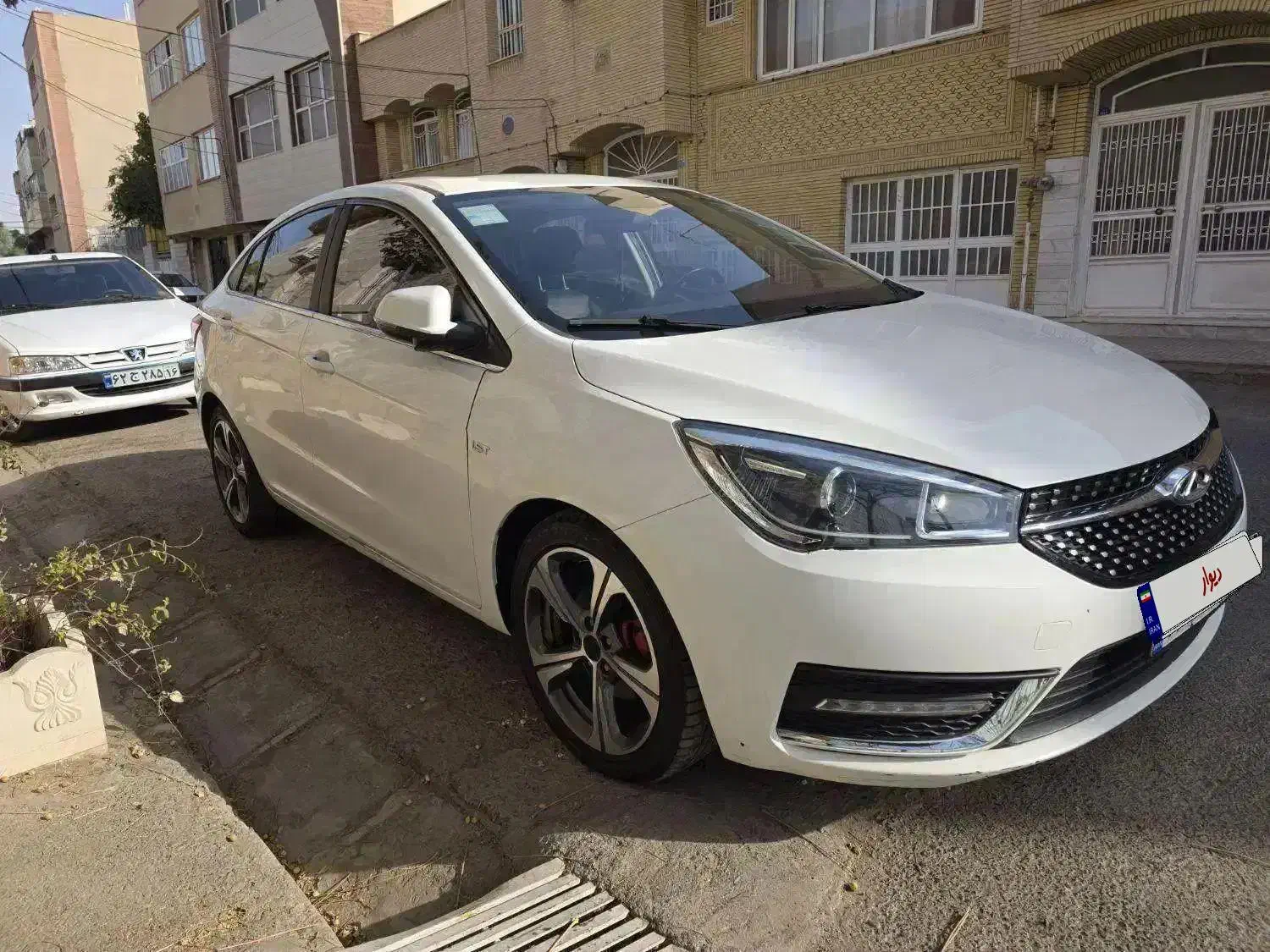 آریزو ۵ توربو ۱۴۰۱|خودرو سواری و وانت|قم, زنبیل آباد|دیوار