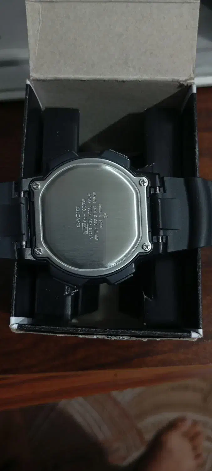 ساعت|ساعت|بندر انزلی, نوغان|دیوار