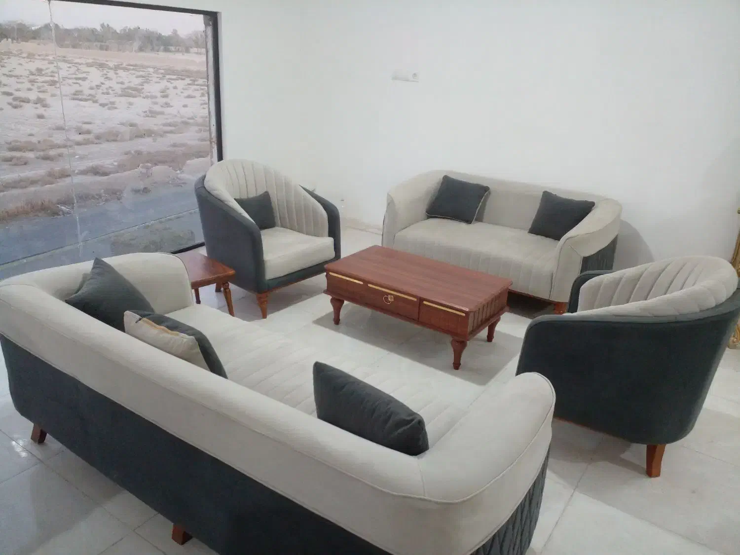 مبل راحتی رادین اماده|مبلمان خانگی و میز عسلی|رباطکریم, شهرک صنعتی سبلان|دیوار