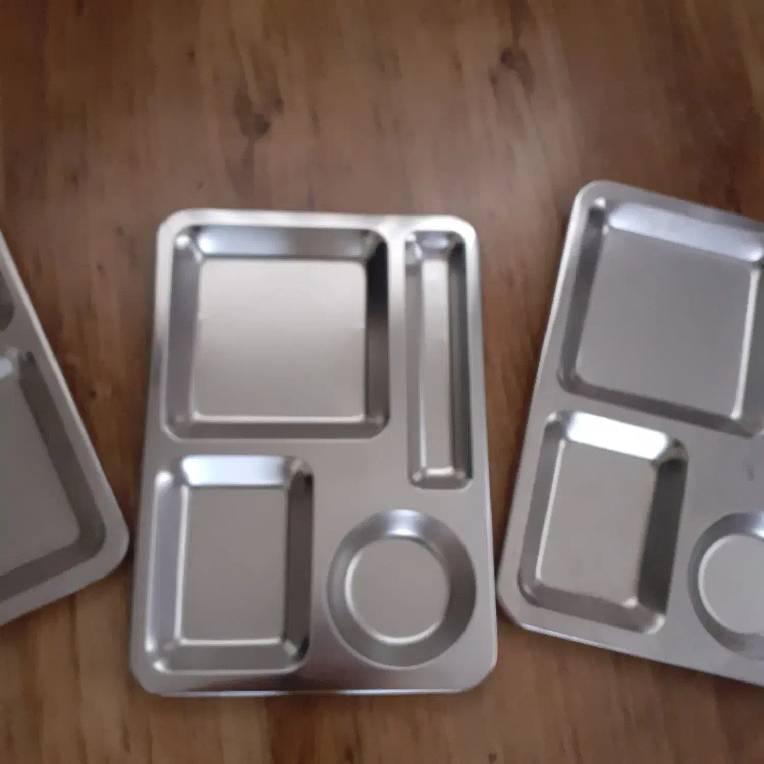 ظرف سرو غذا جنس استیل کاملا نو|ظروف سرو و پذیرایی|رشت, لاکان|دیوار