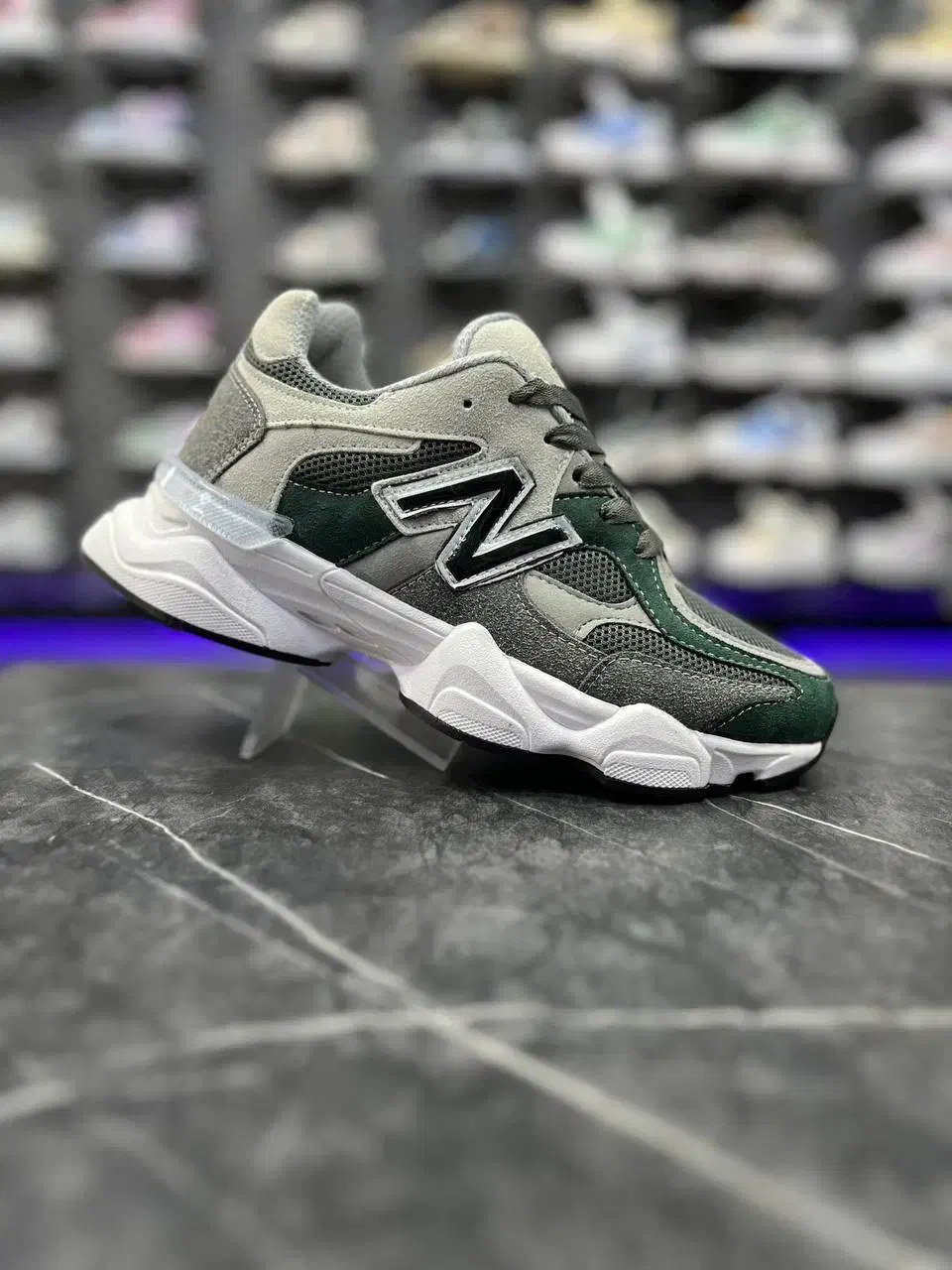 کفش|کیف، کفش، کمربند|سبزوار, قاضی زاد|دیوار