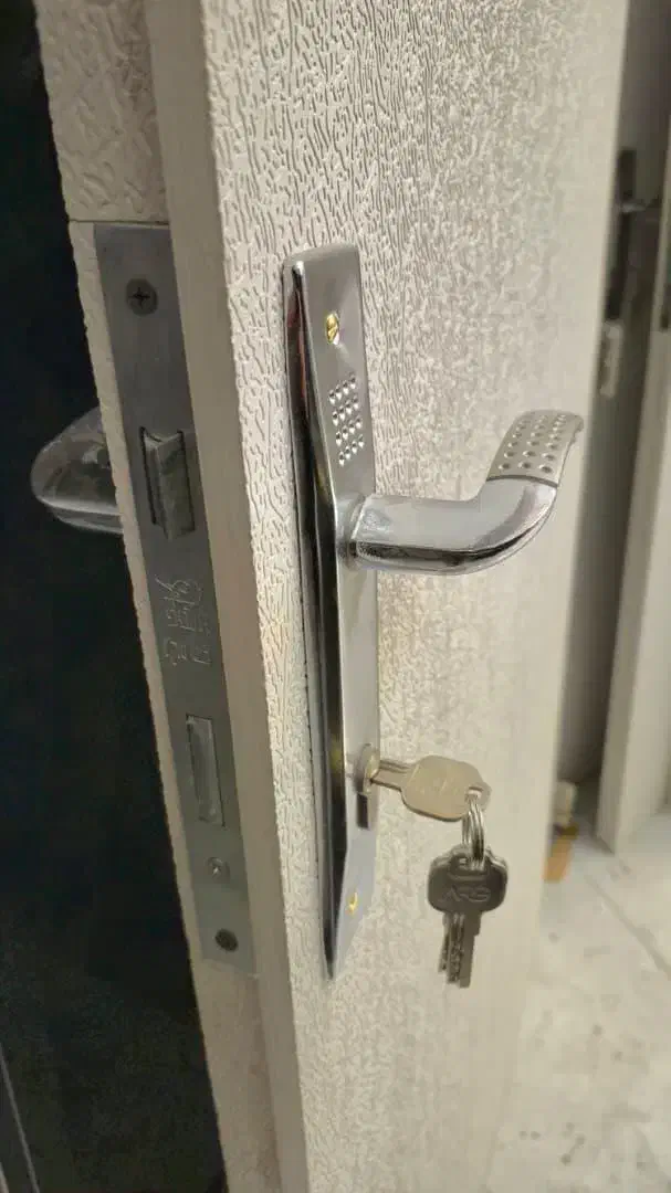 درب چوبی ملامینه اتاقی نو|مصالح و تجهیزات ساختمان|مهدی شهر, |دیوار