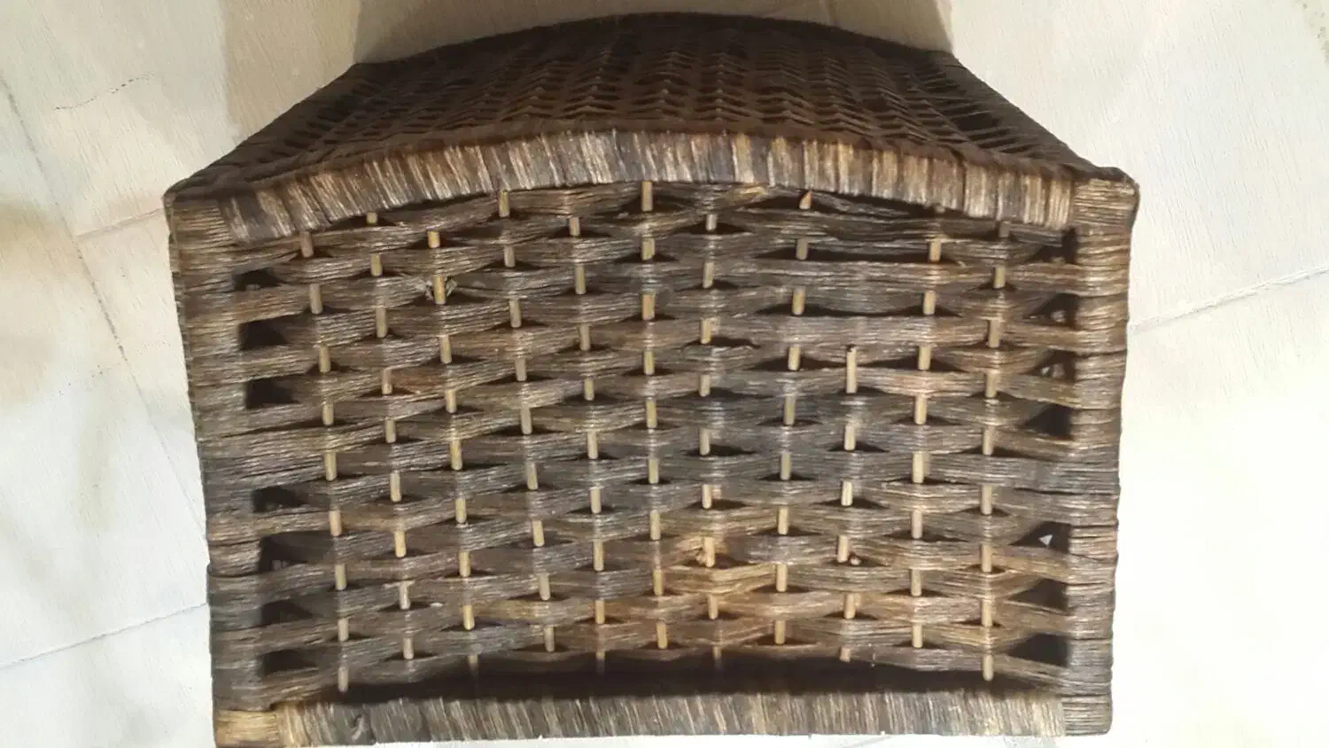 سبد جالباسی حصیری کاملا سالم|جاکفشی، کمد، دراور|بروجرد, |دیوار