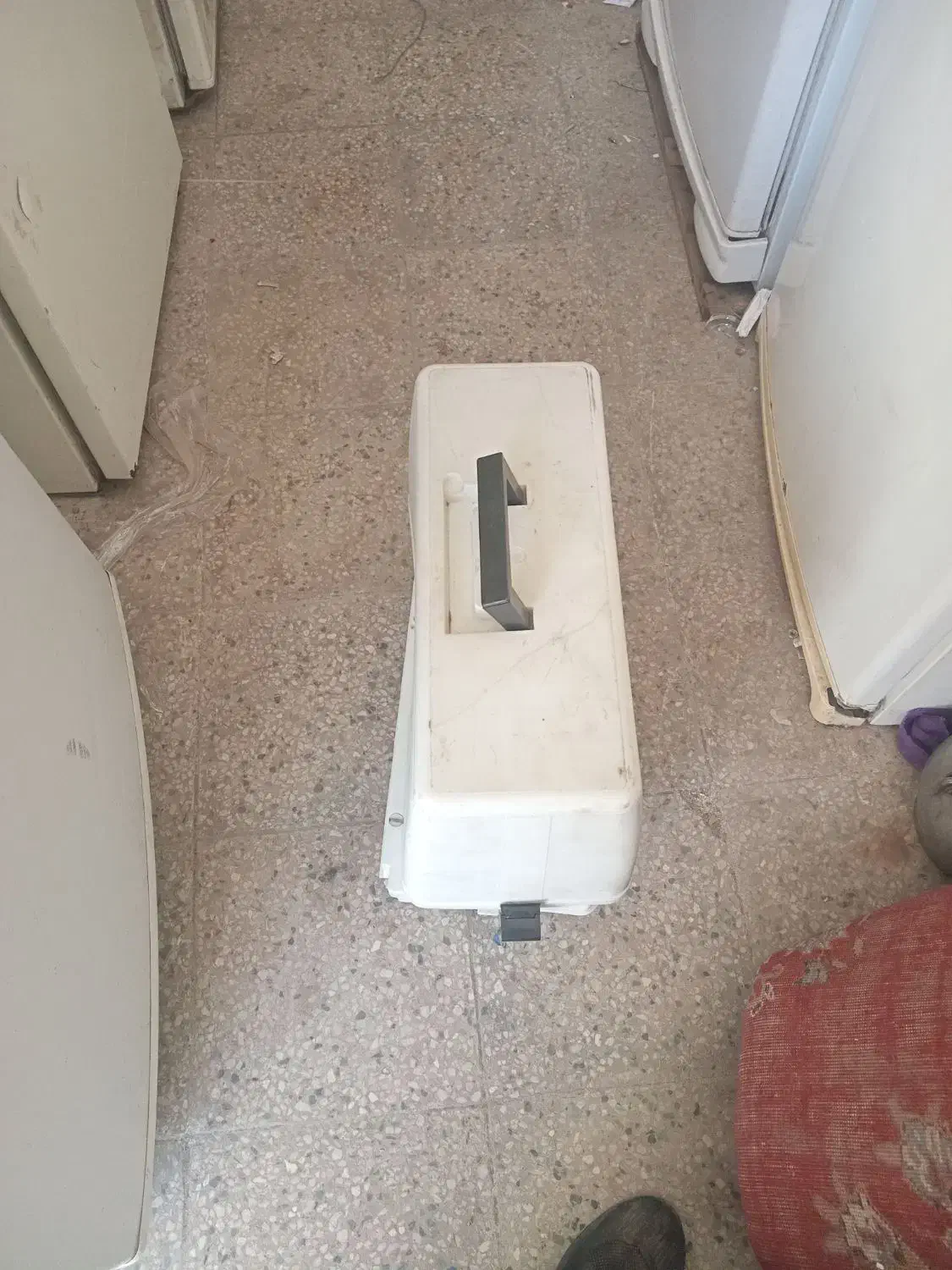 چرخ خیاطی  برقی ودستی|چرخ خیاطی و ریسندگی|یزد, |دیوار