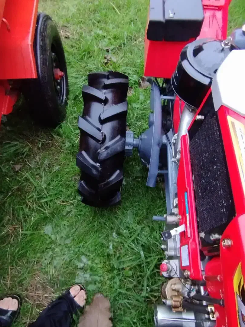 تیلر ۱۴ اسب استارتی شرکت مزرعه|ماشین‌آلات صنعتی|پره‌سر, |دیوار