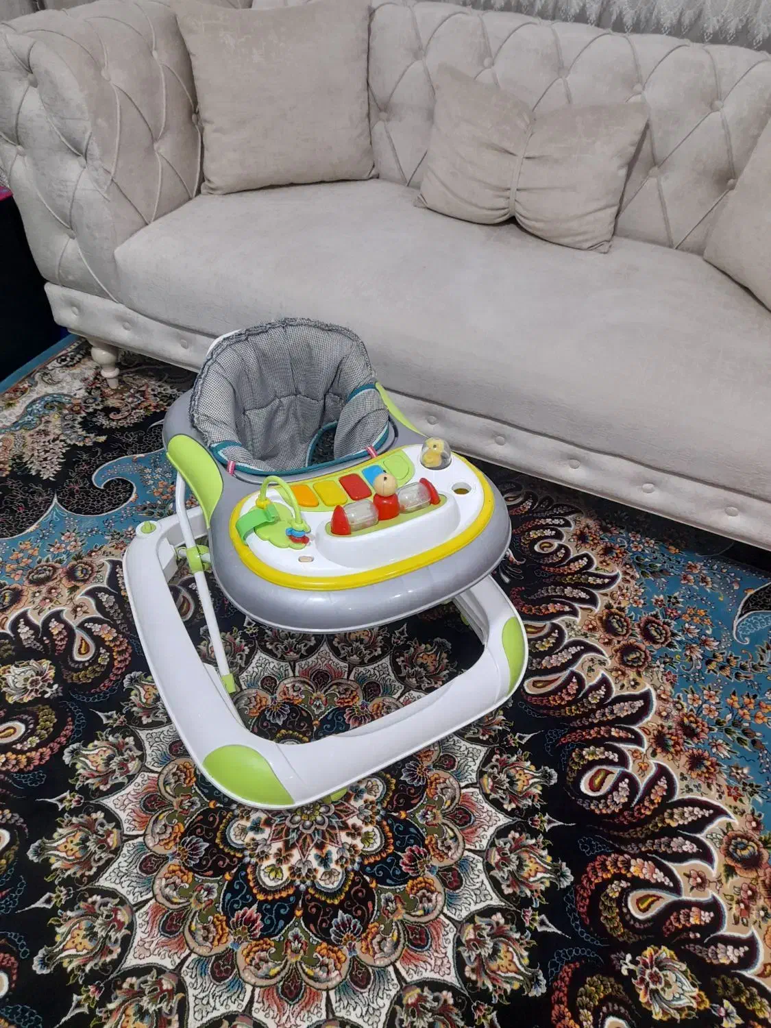 راهروهک|کالسکه و لوازم جانبی|چهارباغ, |دیوار