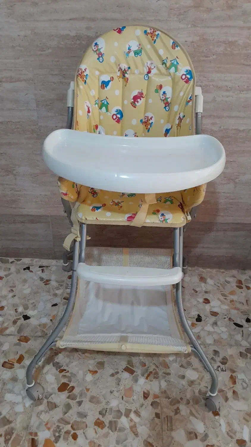 صندلی غذای کودک|تخت و صندلی بچه|رودسر, |دیوار