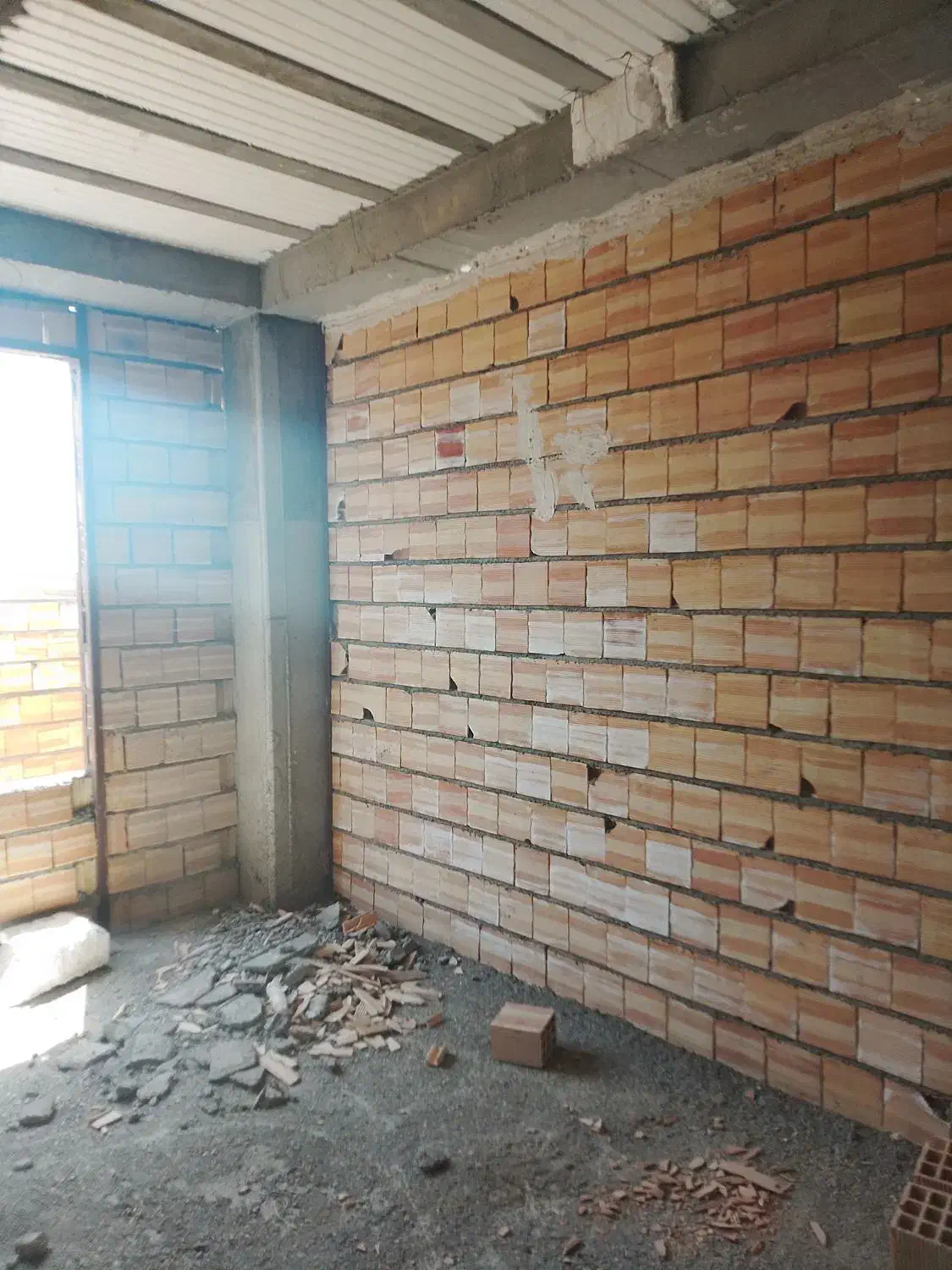 بنایی،دیوارچینی،پی،بتن ریزی استاد اکبر|خدمات پیشه و مهارت|ایلام, |دیوار