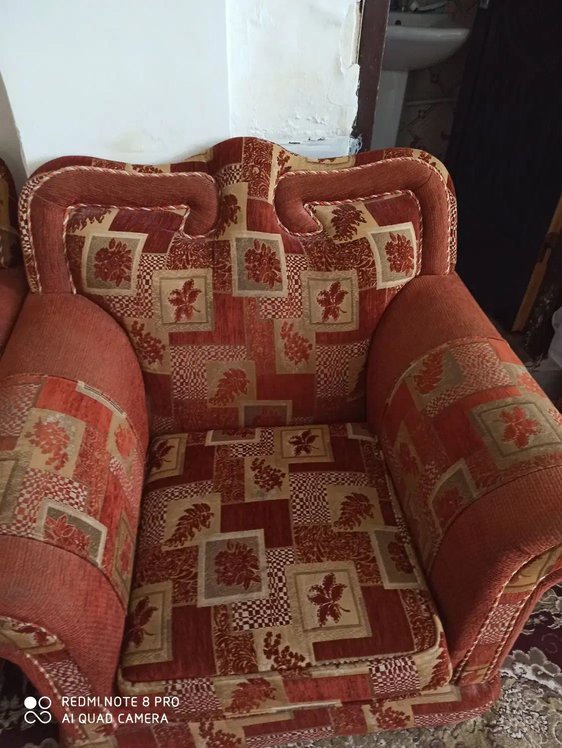 مبل مبل راحتی 7 نفره با چوب محکم و تمیز|مبلمان خانگی و میز عسلی|شیراز, مسلم|دیوار