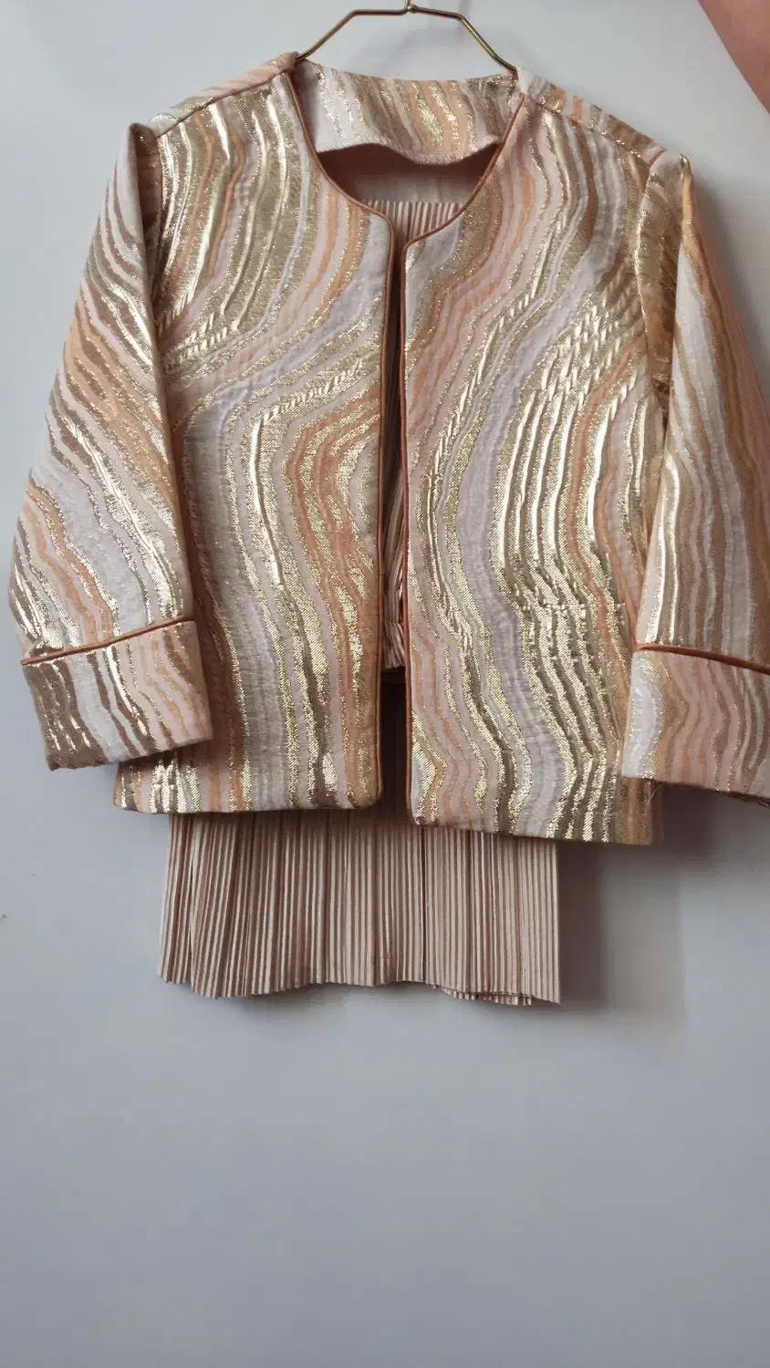 بچه گانه|کفش و لباس بچه|یزد, |دیوار