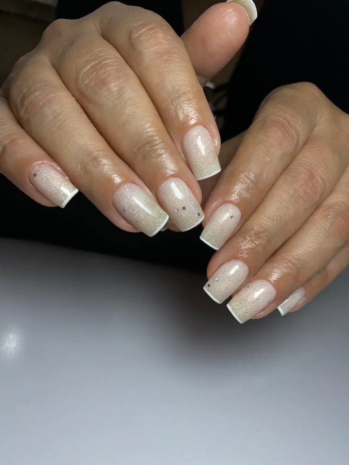 نیازمند مدل ناخن برای تکمیل آلبوم|خدمات آرایشگری و زیبایی|رشت, نیکمرام|دیوار