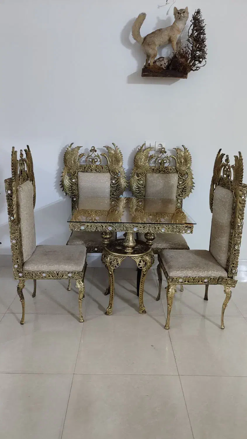 میز نهار خوری برنز ۴ نفره|میز و صندلی غذاخوری|زاهدان, |دیوار