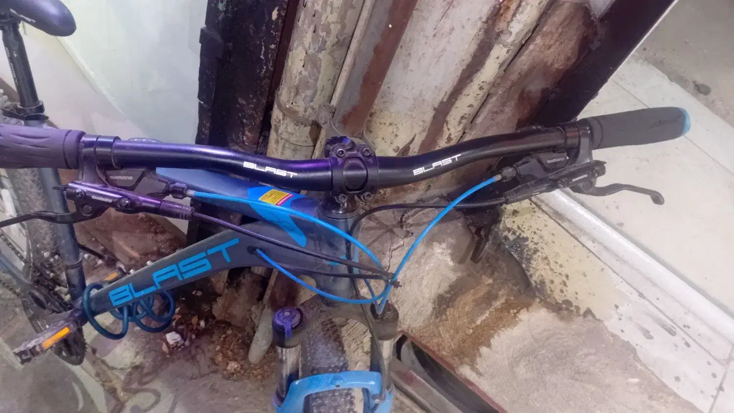 دوچرخه ۲۴ بلاست ۲۱ دنده حرفهای،کمک فنر قابل تنظیم|دوچرخه، اسکیت، اسکوتر|خرمآباد, |دیوار