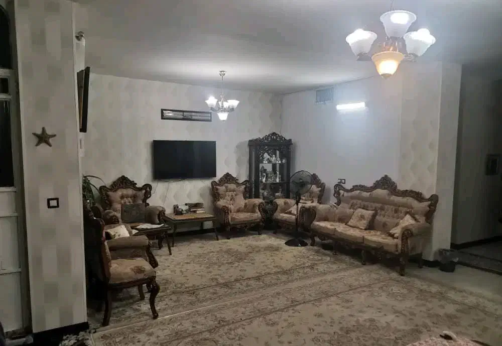 فروش ویلایی دو طبقه مستقل 370 متر بنا 200 متر زمین|فروش خانه و ویلا|شیراز, پودنک|دیوار