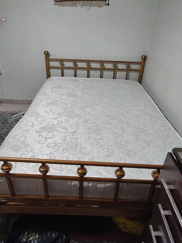 تخت خواب|تشک تختخواب|محمدشهر, شهرک پیام (مهرالبرز)|دیوار