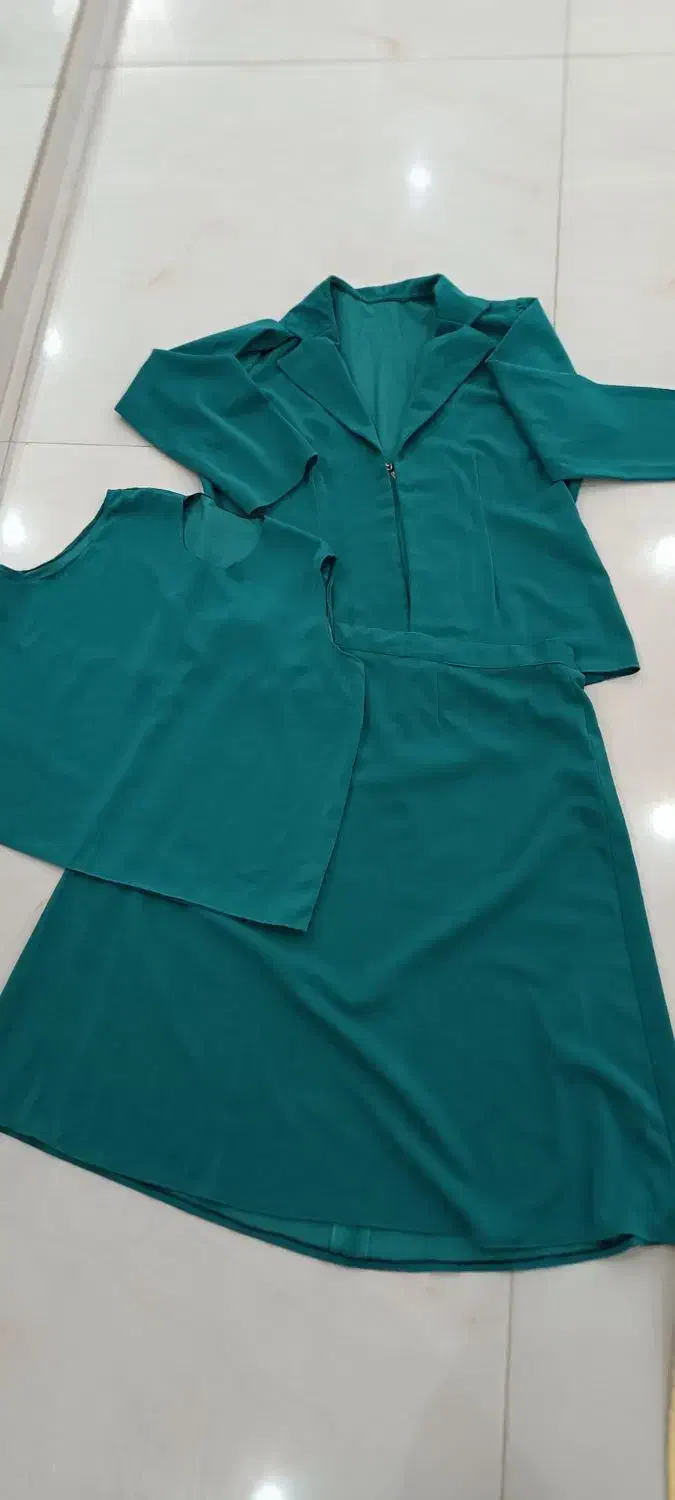 کت ودامن|لباس|کنگاور, |دیوار