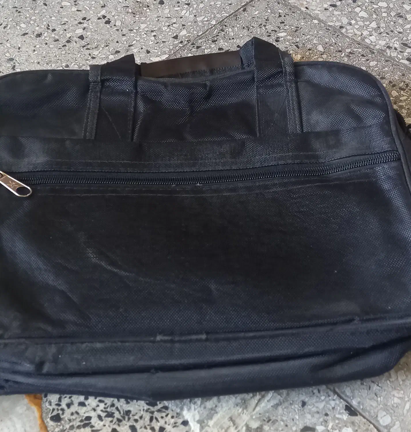 کیف مدرسه یا کیف لب تاب|کیف، کفش، کمربند|بروجرد, |دیوار