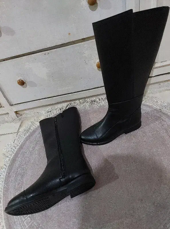 بوت بلند|کیف، کفش، کمربند|لاهیجان, طالقانی|دیوار